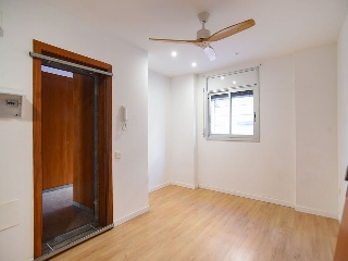 Vivienda en C/ Doctor Ullés - Terrassa - 24
