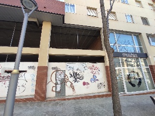 Local en Av Paisos Catalans, Tarragona 28