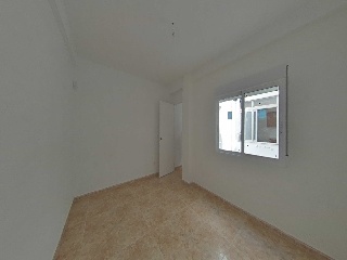 Piso en C/ Cisne, Alicante 23