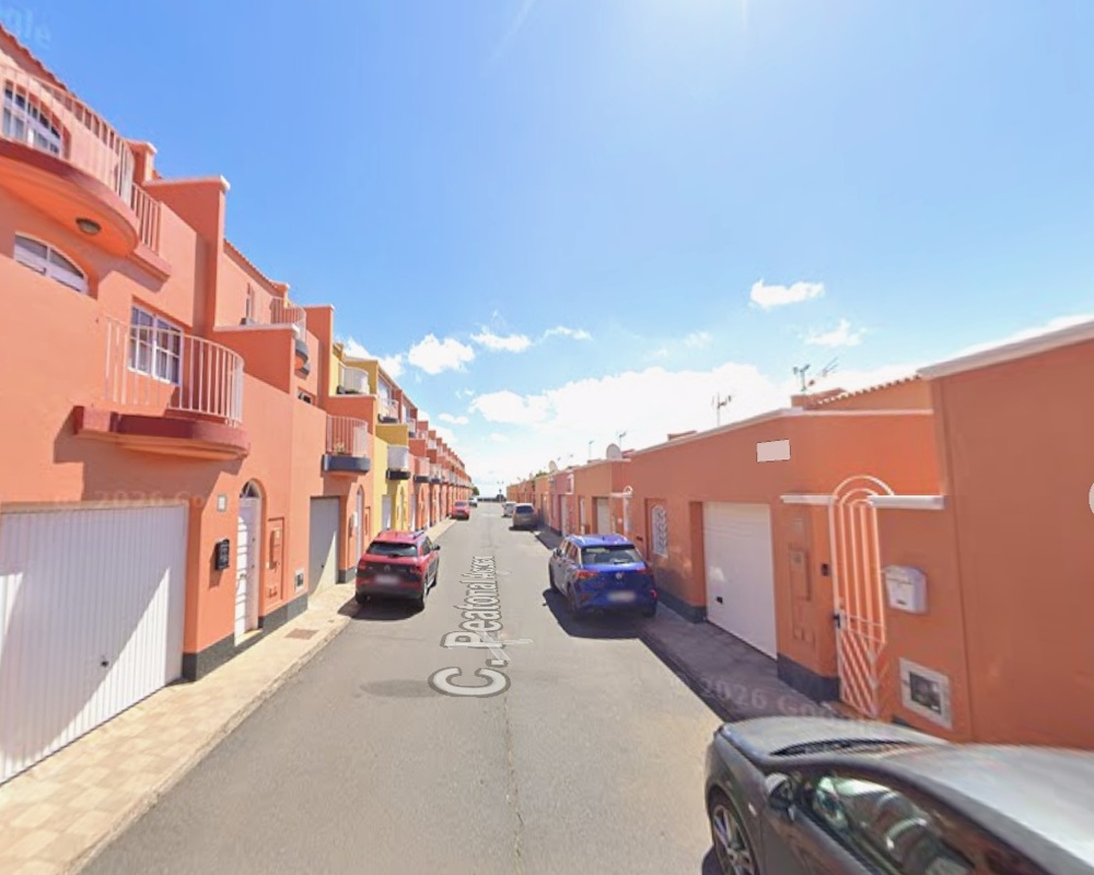 Chalet adosado en C/ Peatonal Acorán