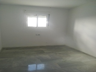 Piso con garaje en Av de Cádiz - Roquetas de Mar - 2