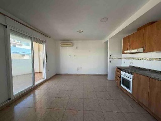 Piso en C/ Peruga - Moncofá - Castellón 2