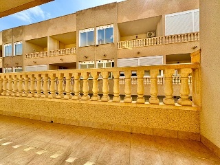 Piso con garaje y trastero en Benejúzar 9