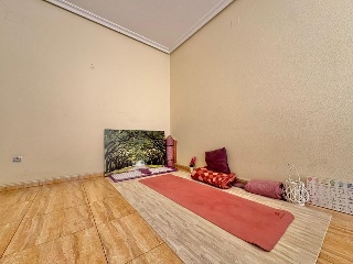 Piso con garaje y trastero en Benejúzar 12