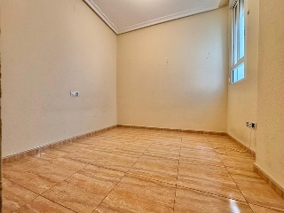 Piso con garaje y trastero en Benejúzar 13