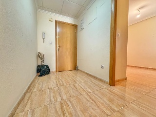 Piso con garaje y trastero en Benejúzar 25