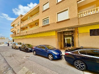 Piso con garaje y trastero en Benejúzar 35