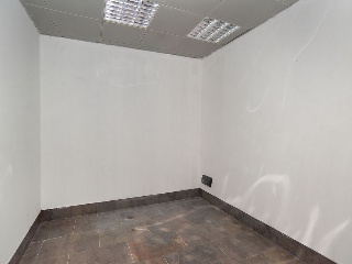 Locales en C/ Sant Salvador - Badalona - Barcelona 7