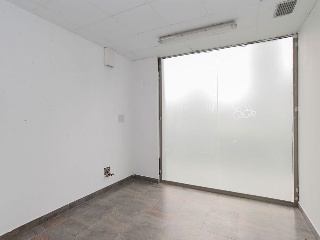 Locales en C/ Sant Salvador - Badalona - Barcelona 11