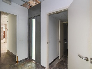 Locales en C/ Sant Salvador - Badalona - Barcelona 15