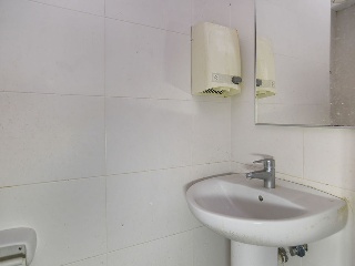 Locales en C/ Sant Salvador - Badalona - Barcelona 18