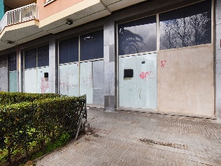 Locales en C/ Sant Salvador - Badalona - Barcelona 21