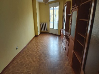 Piso en venta en Villaquilambre de 109  m²