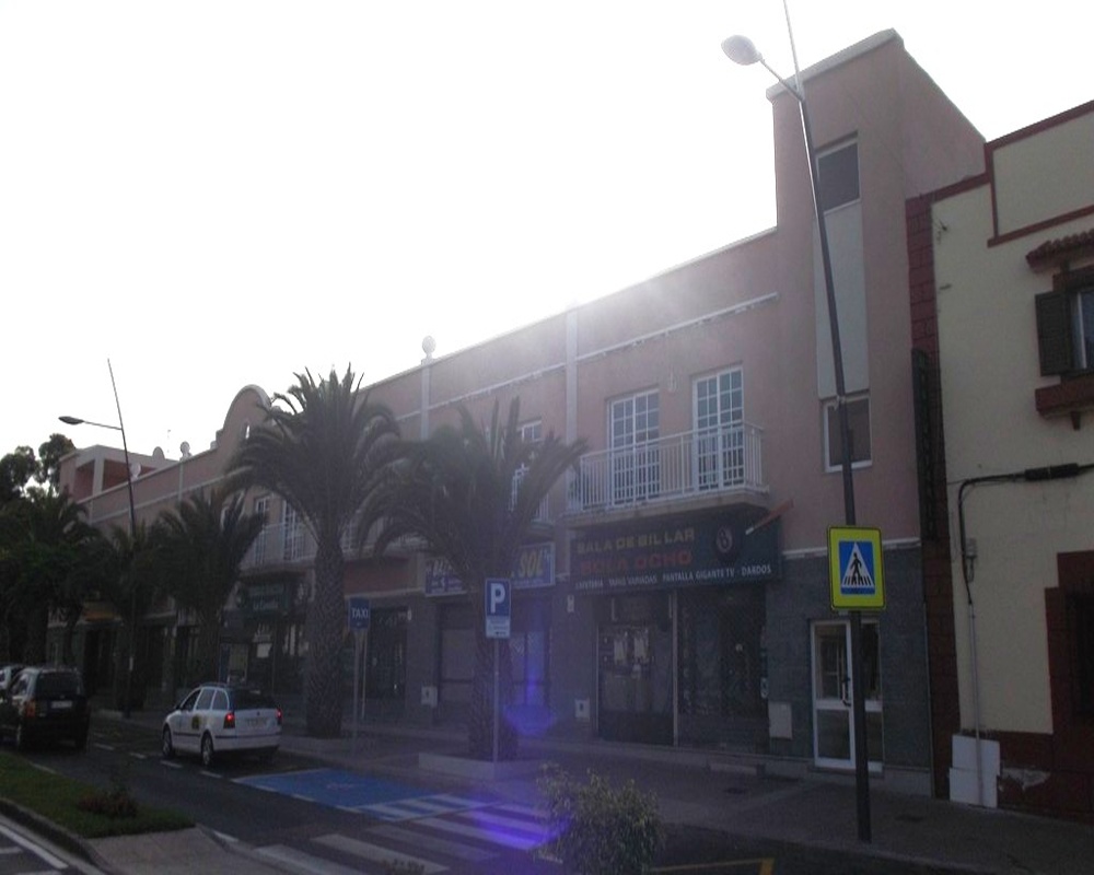 LA CAMELLA