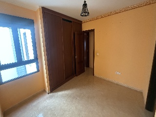Piso con garaje en C/ Hernán Cortés 5
