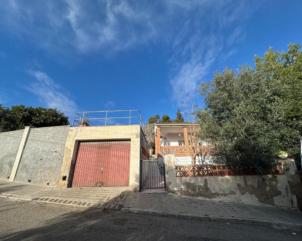 Chalet en C/ Cigne, Cunit (Tarragona)