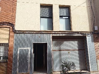Unifamiliar en venta en Cornellà De Llobregat de 191  m²