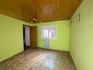 Piso con plaza de garaje en C/ Agustín Querol 8