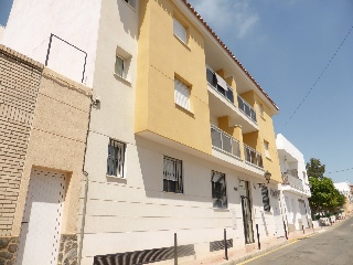 Piso en venta en Garrucha de 71  m²