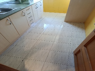 Piso en C/ Llunetes, Cornellà de Llobregat (Barcelona) 4