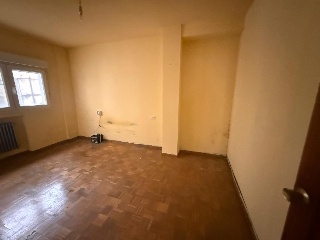 Piso en C/ Alférez Aguelles 2