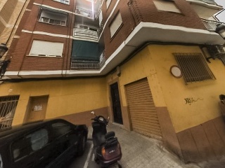 Local en venta en Paterna de 100  m²