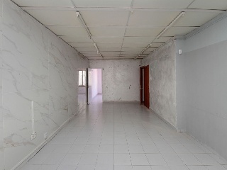 Local en C/ Pontevedra - Terrassa - 21