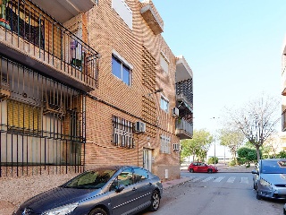 Piso en C/ Cieza 3