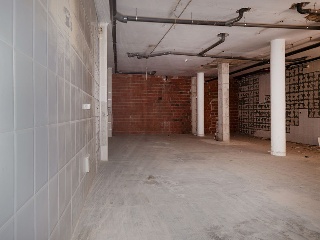 00175-0001 29