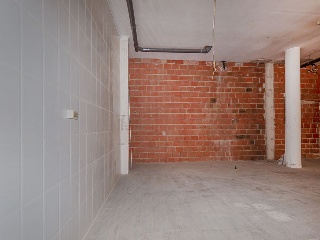 00175-0001 32