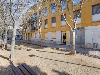 Local en C/ Pi Margall 18