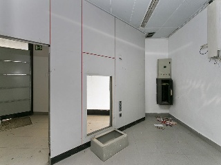 00231-0001 35
