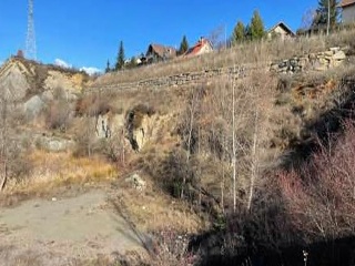 Suelo urbanizable en C/ Autonomía de Aragón 8