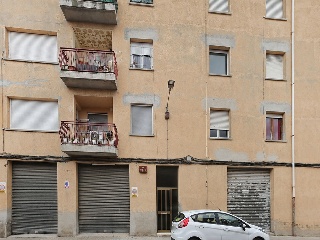 Piso en C/ Industria en Manlleu (Barcelona) 2