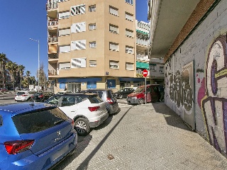 Local en Av Abat Marcet 6
