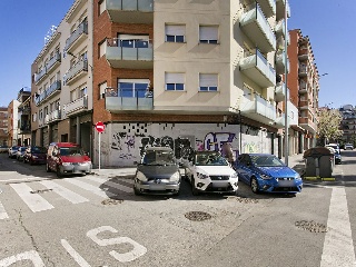Local en Av Abat Marcet 7
