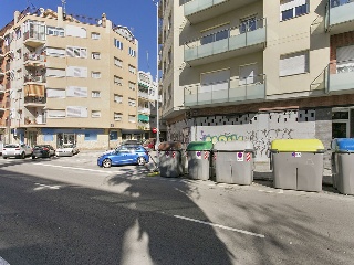 Local en Av Abat Marcet 11