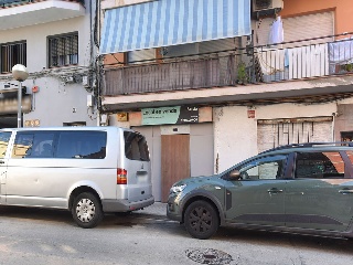 Local Badalona (Barcelona) 18