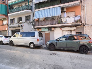 Local Badalona (Barcelona) 36