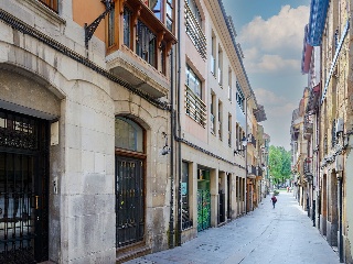 Local en C/ Oscura - Oviedo - Asturias 31