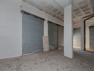 Local en C/ Mogoda - La Llagosta - Barcelona 16