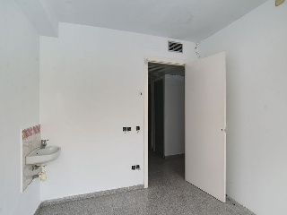 08270-0001 25