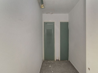08270-0001 31