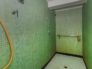08270-0001 37