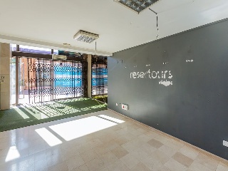 Local comercial en C/ Herrero - Castellón - 6