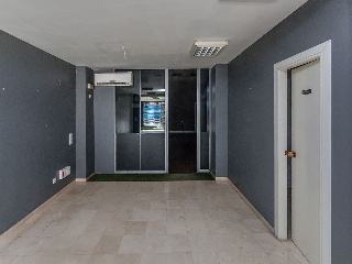 Local comercial en C/ Herrero - Castellón - 9