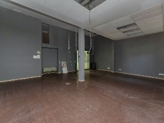 Local comercial en C/ Herrero - Castellón - 11