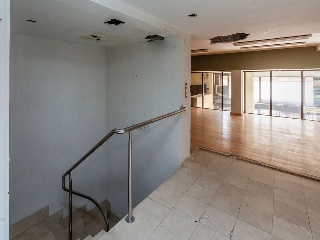 Local comercial en C/ Herrero - Castellón - 17