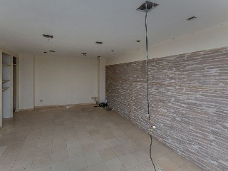 Local comercial en C/ Herrero - Castellón - 20