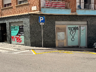 Local comercial en C/ Viladordis - Manresa - Barcelona 2